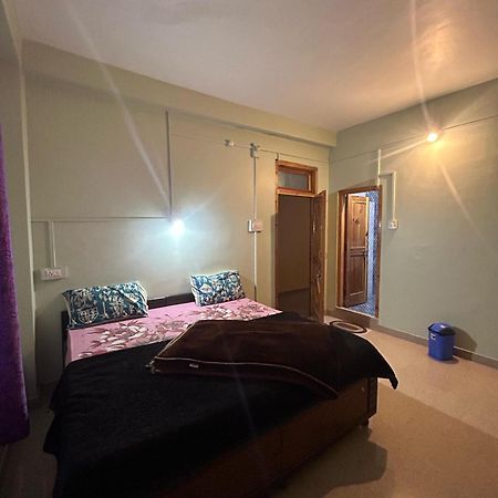 New Brahma Cafe Guest House Kalgha Экстерьер фото
